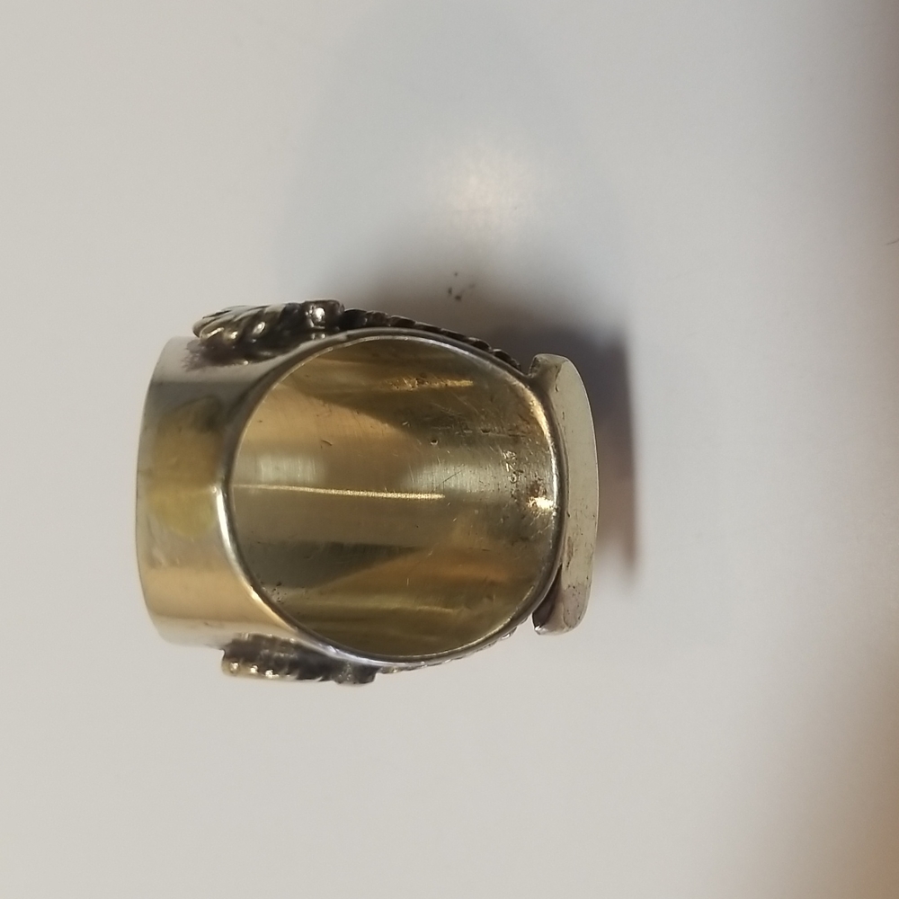 Classy Ring Nwot - image 7